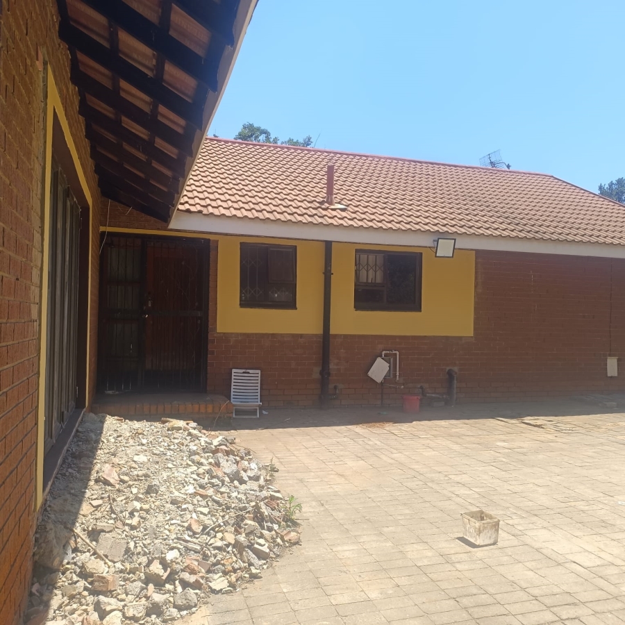 3 Bedroom Property for Sale in Vaalpark Free State